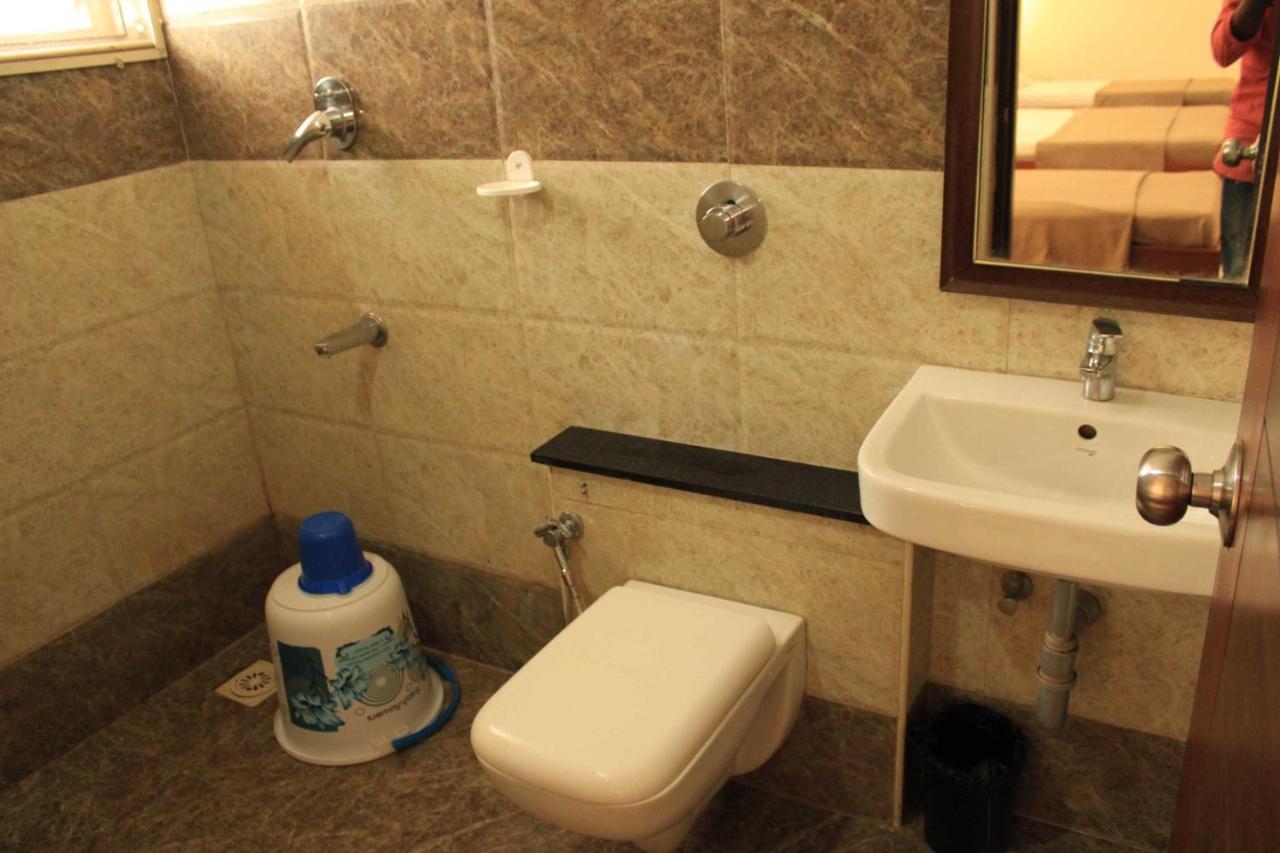 Hotel Venkadaramana Tower - Friendliness & Cleanliness Room Kumbakonam Zewnętrze zdjęcie